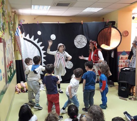 ΘΕΑΤΡΙΚΕΣ ΠΑΡΑΣΤΑΣΕΙΣ